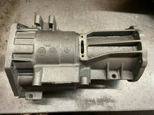 Load image into Gallery viewer, Dodge Jeep 4x4 Overdrive Housing 1988-95 A518 A500 42RH 46RH 47RH