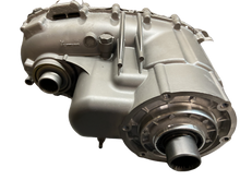 Load image into Gallery viewer, Magna MP1626 NQF SUPER DUTY Transfer Case Rebuilt 07-10 GM Truck GM ALLISON 6L90