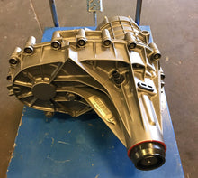 Load image into Gallery viewer, Rebuilt Transfer Case NP263XHD 263XHD-Silverado Sierra Diesel Allison
