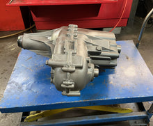Load image into Gallery viewer, 2011 UP CHEV GMC REBUILT TRANSFER CASE MP1225 FITS 6L90 29 SPLINE No Core Charge