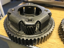 Load image into Gallery viewer, ZF4HP24 PLANETARY GEARS  GOOD USED LAND ROVER