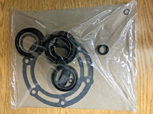 Load image into Gallery viewer, OEM Magnesium NP261 RearTransfer Case Half New OEM Sonnax Case Saver Seal Kit