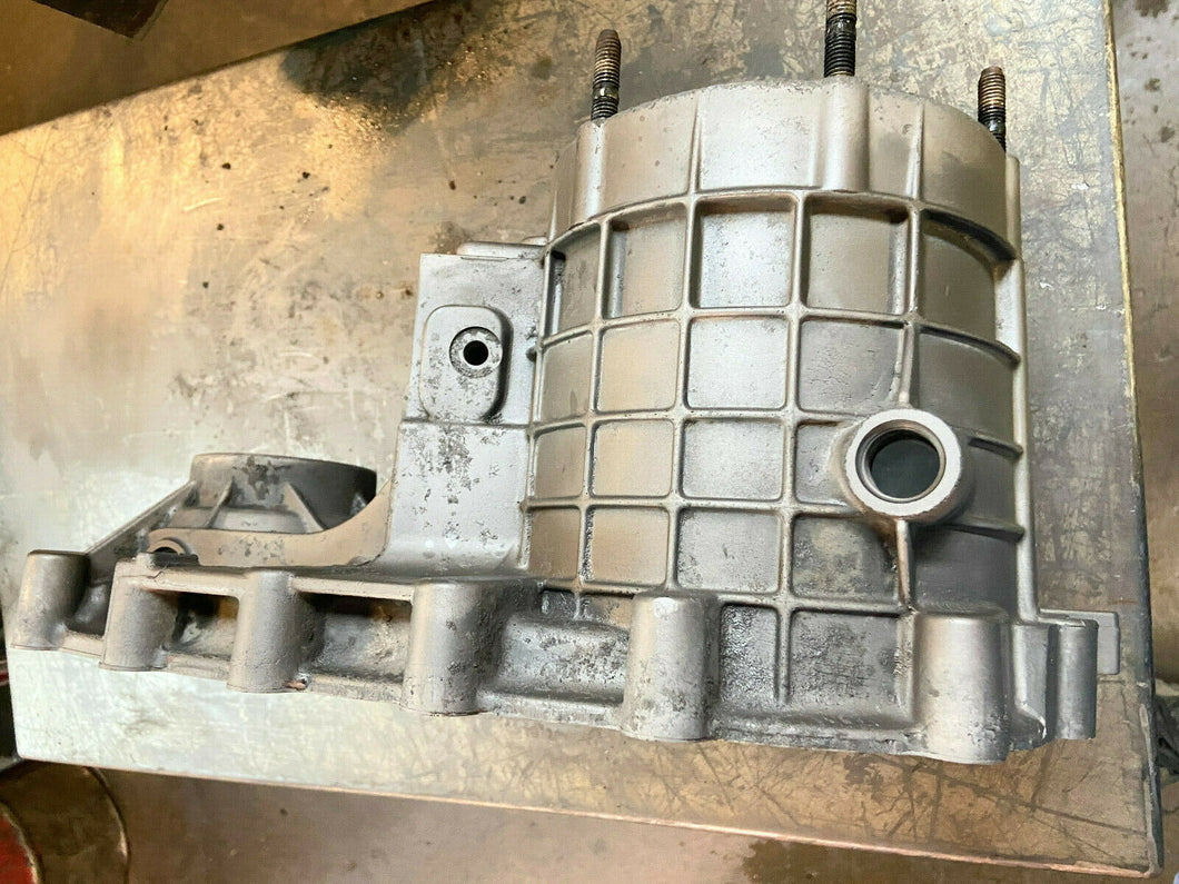 98-02 CHEVY/ GMC TRUCK & SUV  REMANUFACTURED NP246 TRANSFER CASE FRONT HALF