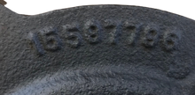 Load image into Gallery viewer, GM 4wd Transfer Case Adapter  15597796 15629188 TH350 700R4 To NP208 NP241