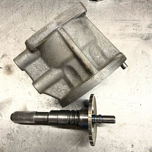 FORD 4X4 4R70W 4R75W TRANSMISSION OUTPUT SHAFT, and HOUSING RF-F67P-7A040-AA
