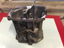 Load image into Gallery viewer, Subaru Impressa  5 Speed Manual Transmission Center Differential Housing